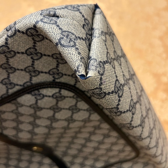 GUCCI AUTHENTIC GG CANVAS AND LEATHER SHERRY LINE TOTE - Picture 5 of 12